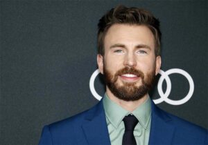 Chris Evans Is The ‘Sexiest Man Alive