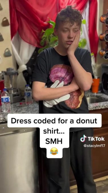 Woman Labeled as 'Bad Mom’ whose son Got Dress Coded as he Wore a Donut ...